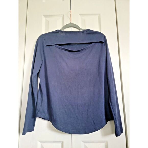Athleta XS Top Shirt Navy Blue Long Sleeve Scoop Neck Peek a Boo Back Sz XS - Picture 2 of 5